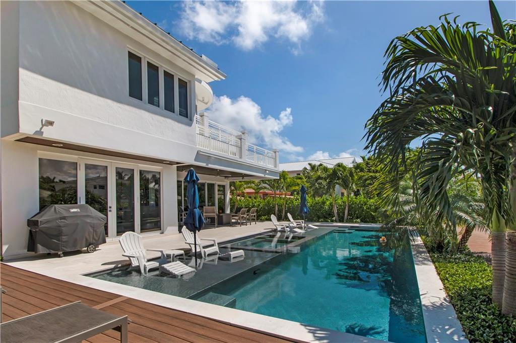 Las Olas Isles - Residential