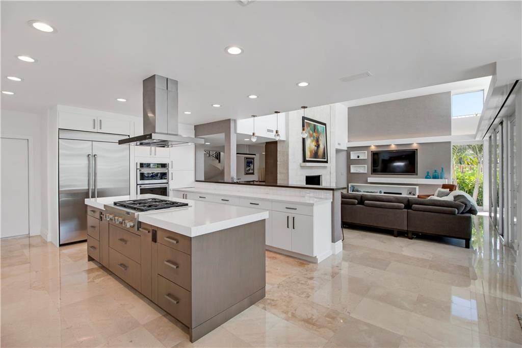 Las Olas Isles - Residential