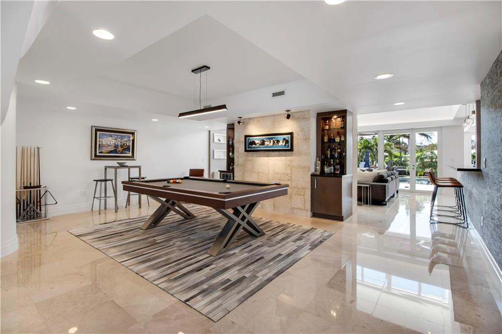 Las Olas Isles - Residential