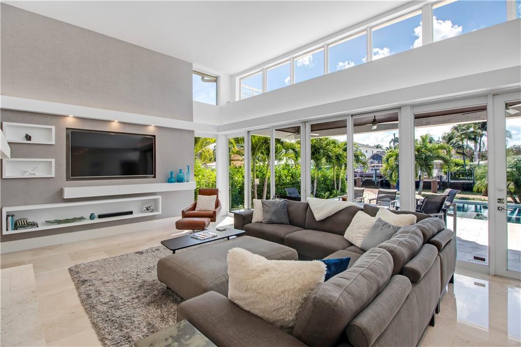 Las Olas Isles - Residential