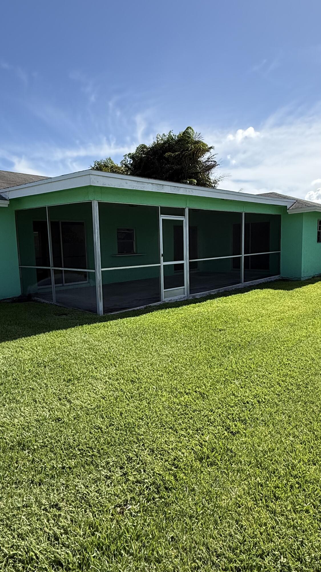 2716 Starwood Circle