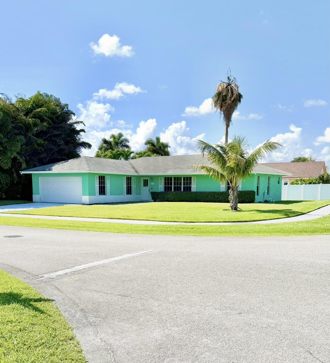 2716 Starwood Circle