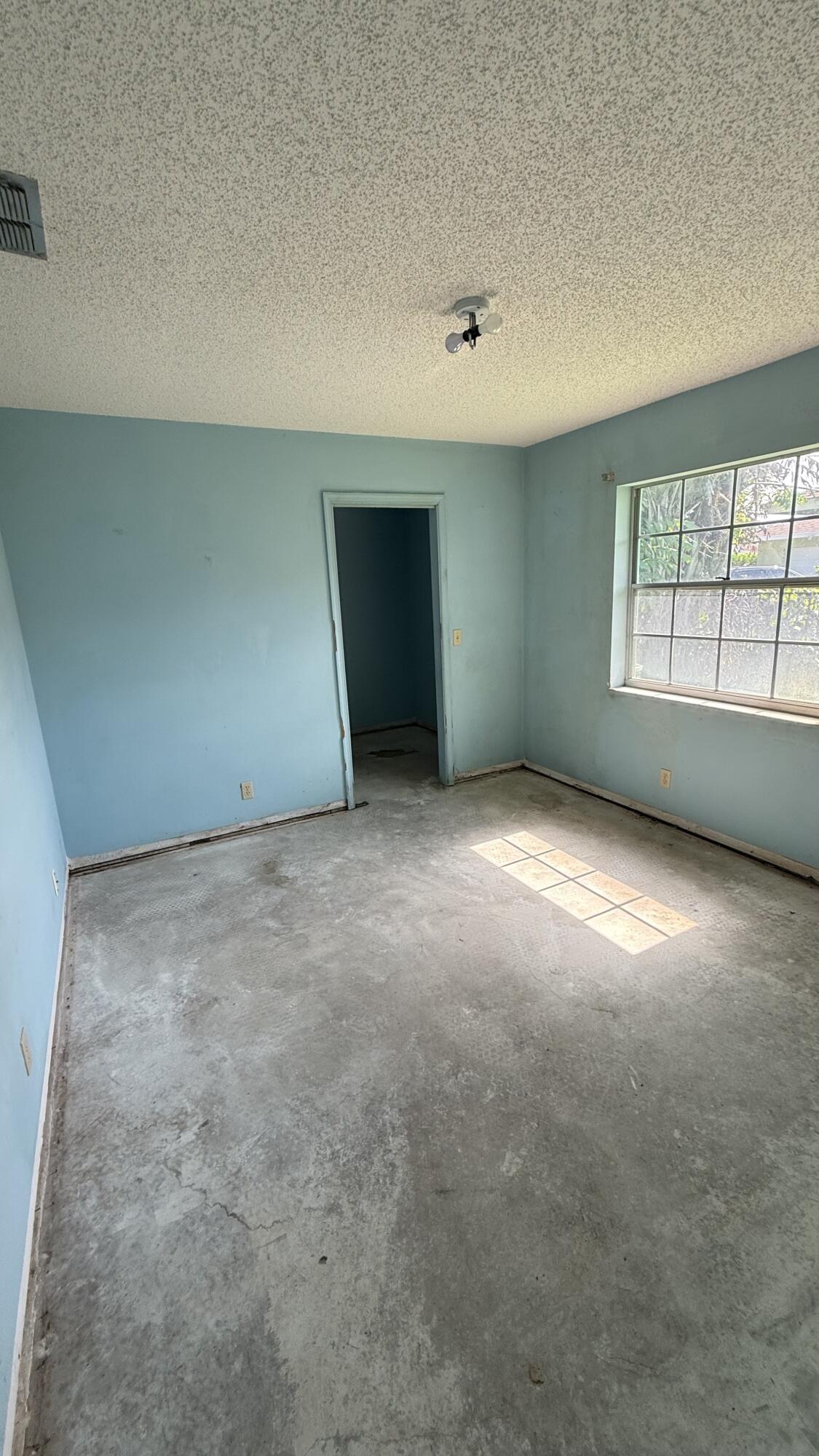 LAKE MANGO SHORES #2 - Residential