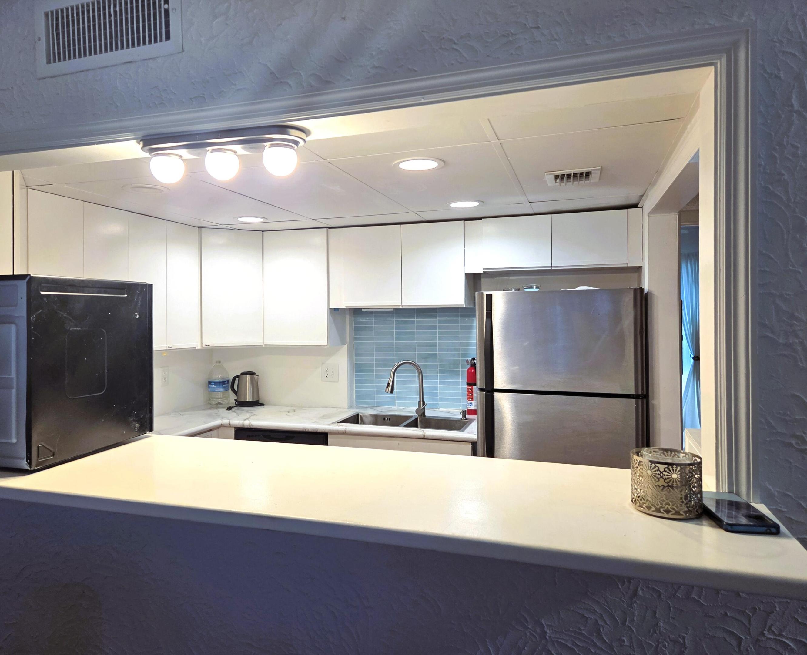 CENTER COURT CONDOMINIUM - Residential