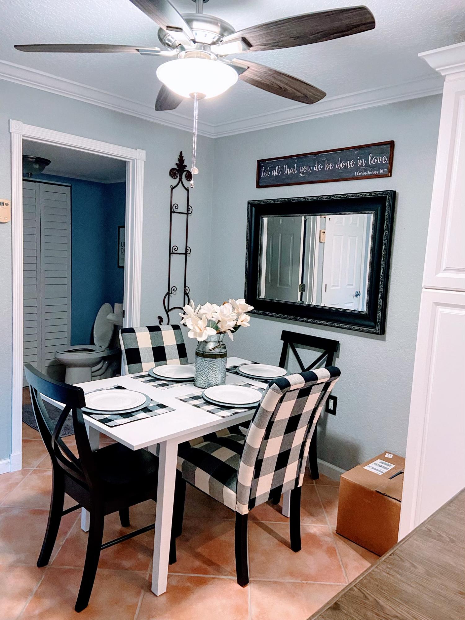 GARDEN LAKES AND GARDEN SQUARE SHOPS - Residential