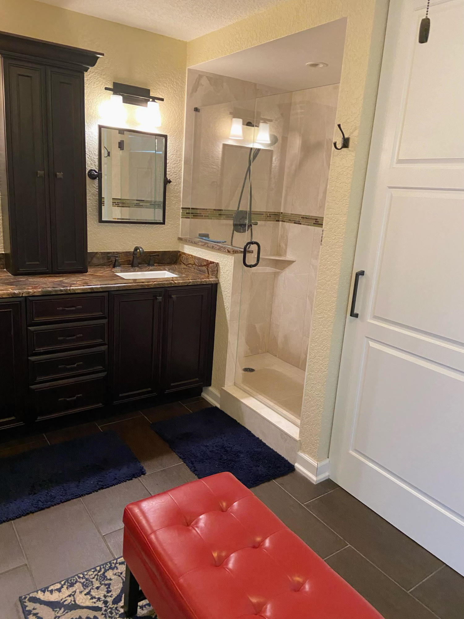 GARDEN LAKES AND GARDEN SQUARE SHOPS - Residential