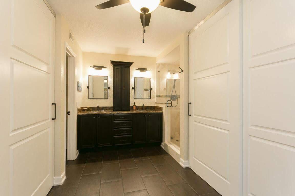 GARDEN LAKES AND GARDEN SQUARE SHOPS - Residential