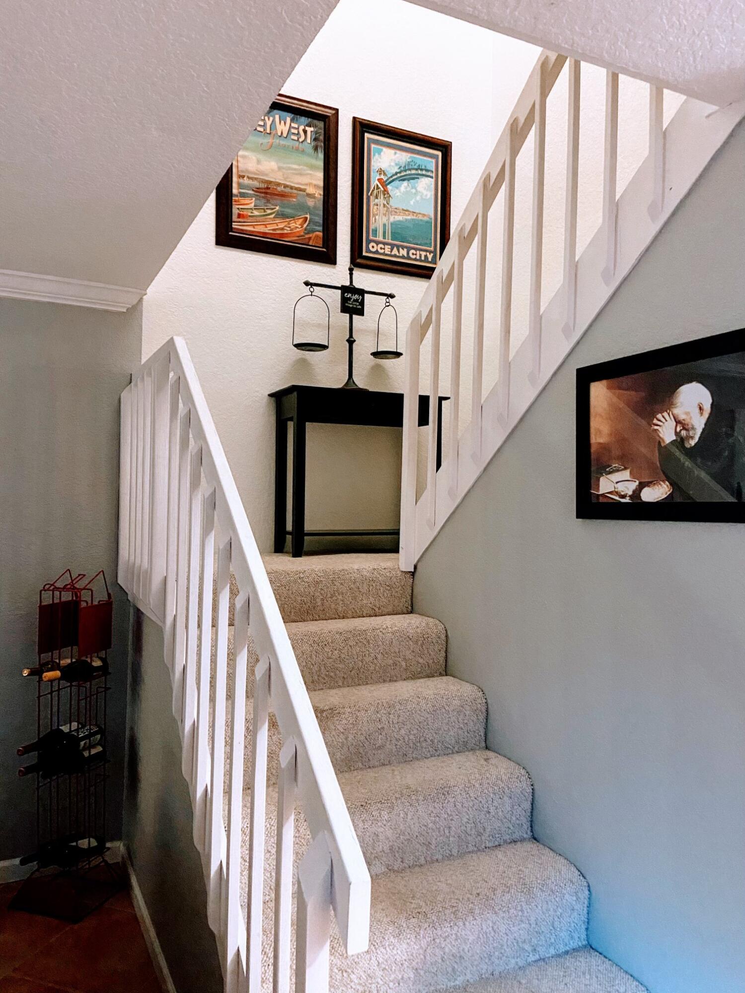 GARDEN LAKES AND GARDEN SQUARE SHOPS - Residential