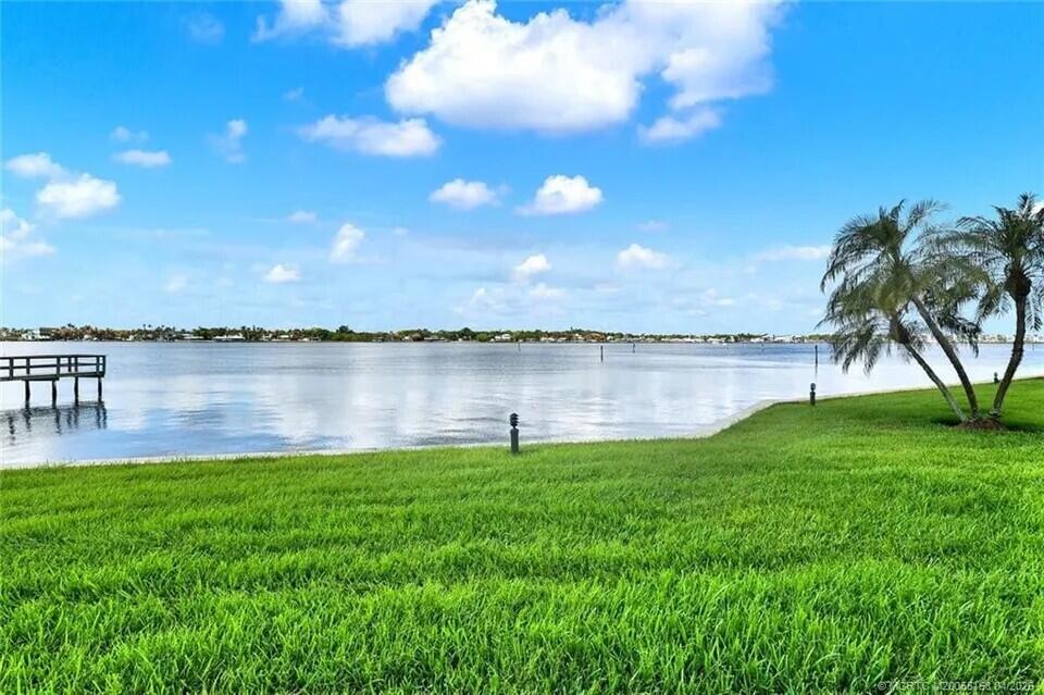 CIRCLE BAY YACHT CLUB CONDO - Residential