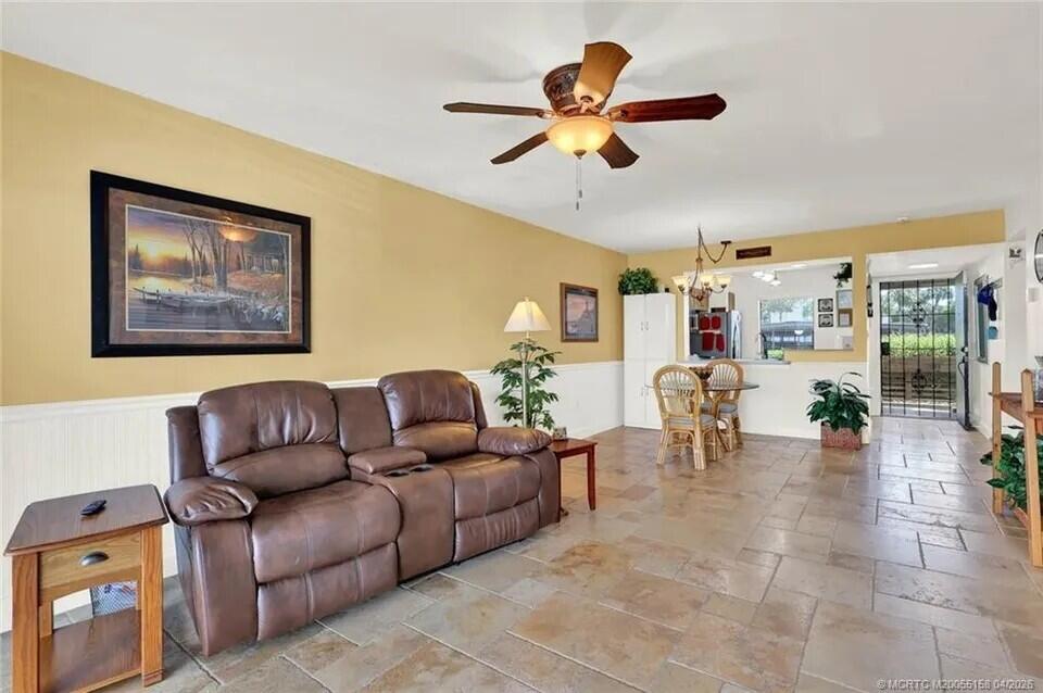 CIRCLE BAY YACHT CLUB CONDO - Residential