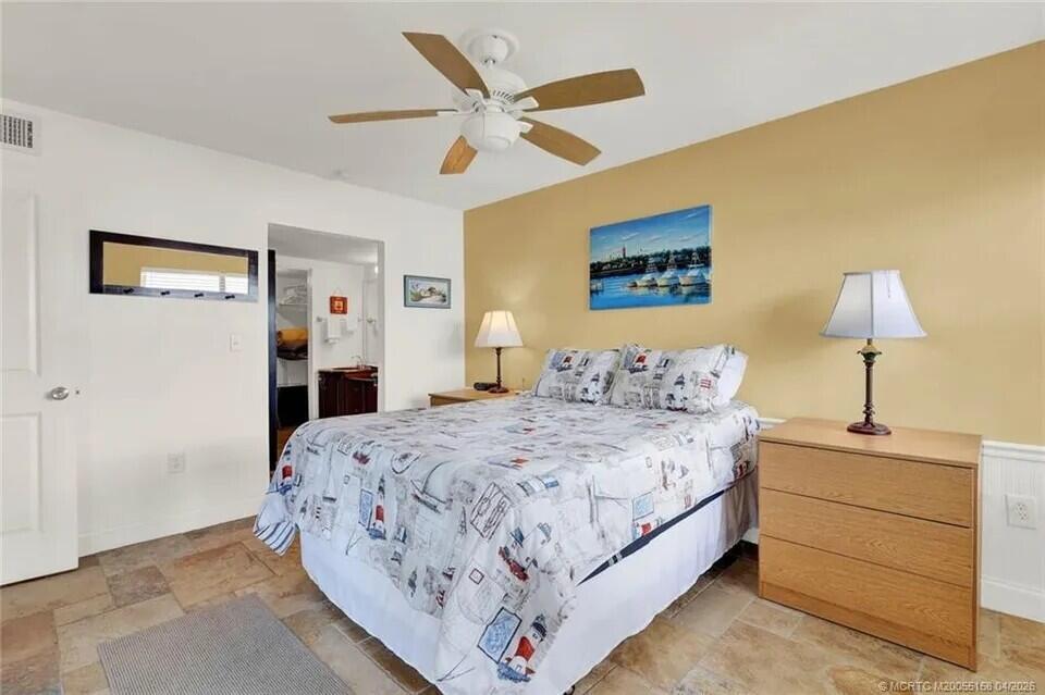 CIRCLE BAY YACHT CLUB CONDO - Residential