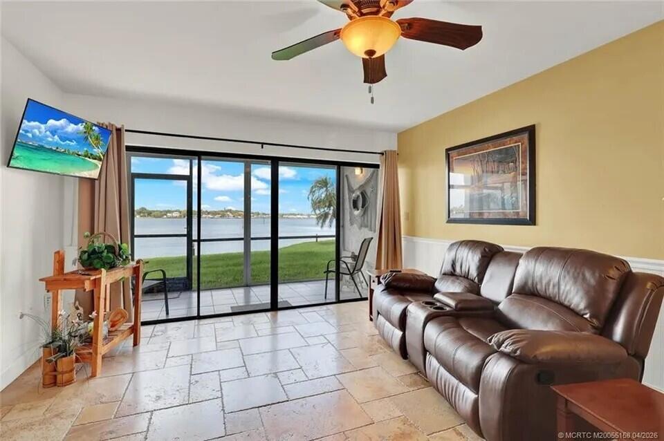 CIRCLE BAY YACHT CLUB CONDO - Residential