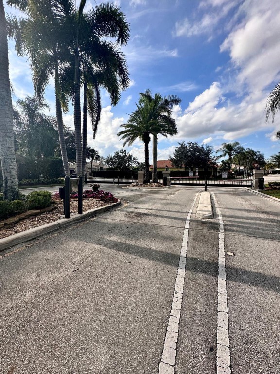 Wyndham Lakes North 158-2 - Residential