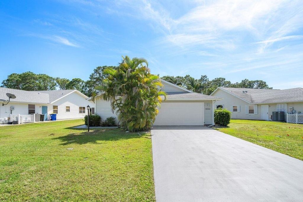 Photo of 3822 SE Canvasback Place, Stuart, FL 34997 (MLS # R10981134)