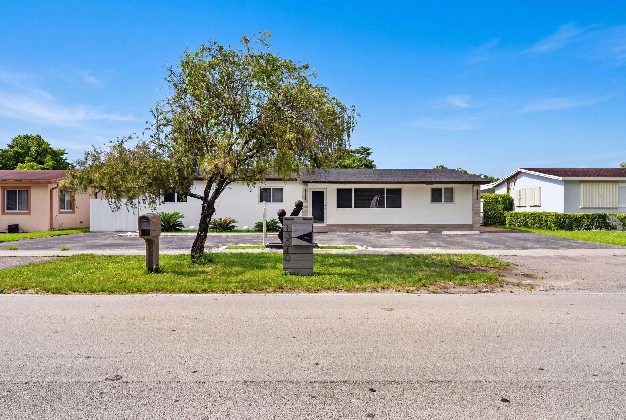 10040 SW 32nd Street