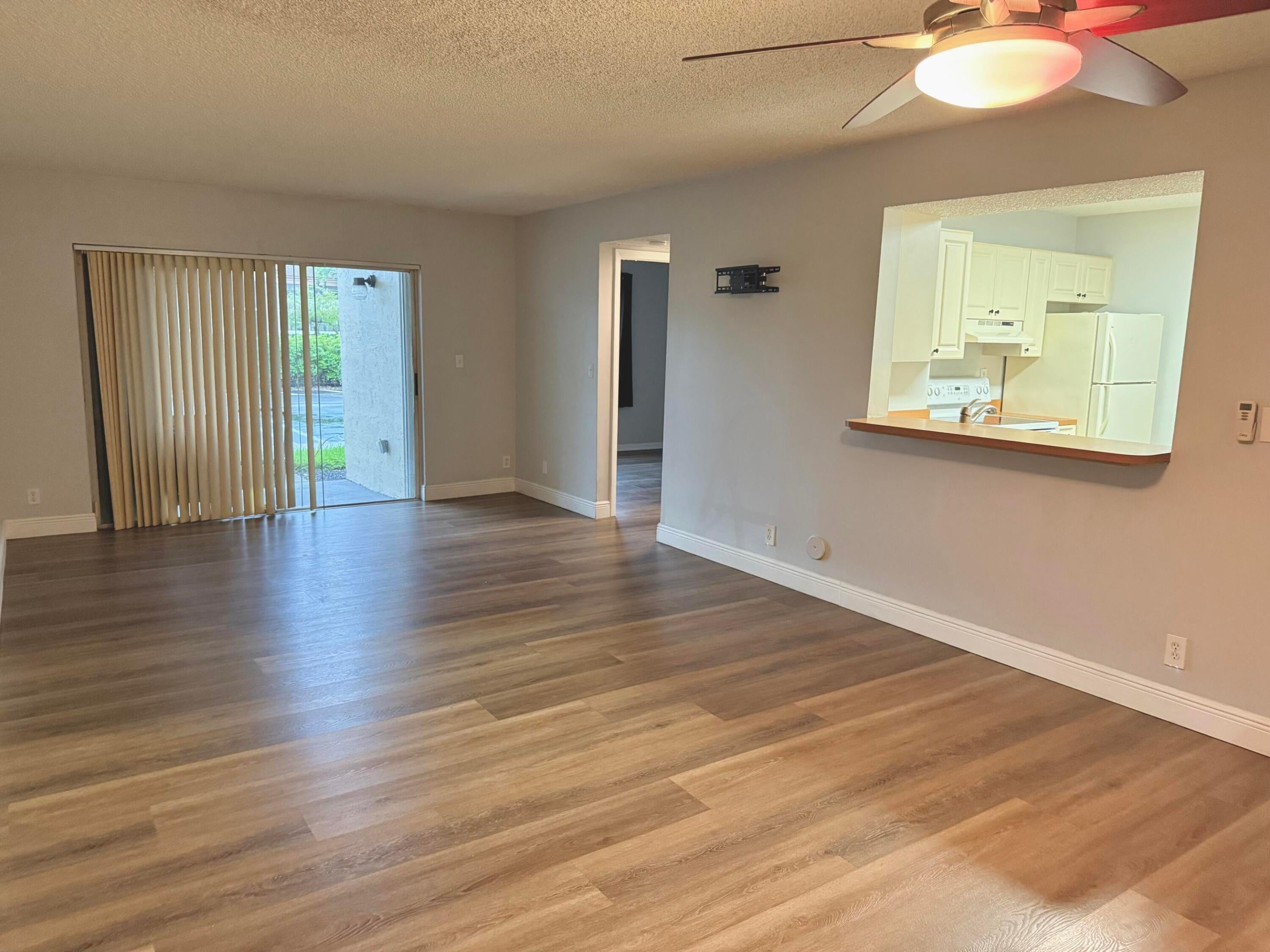 12225 Royal Palm Boulevard 1P