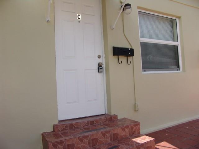 Hollywood South Side Add - Residential Lease