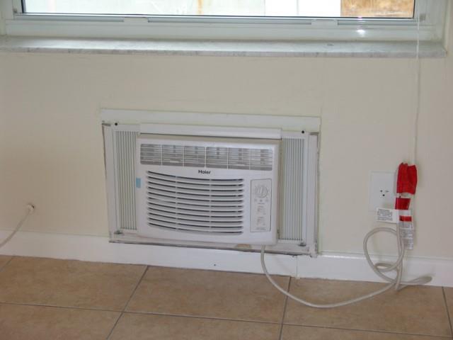 Hollywood South Side Add - Residential Lease