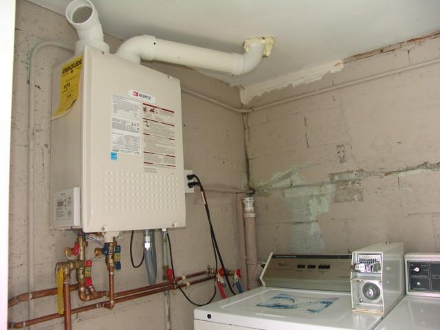 Hollywood South Side Add - Residential Lease