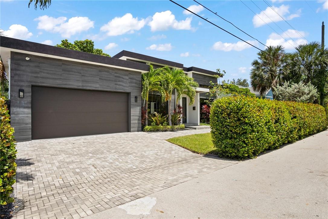 Victoria Courts 9-49 B - Residential