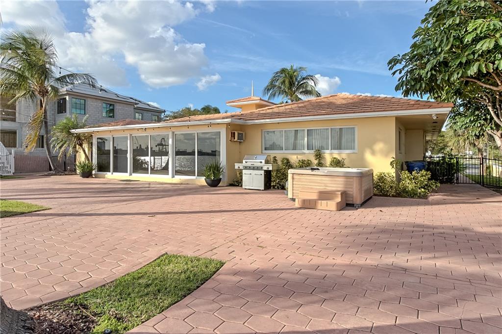 HARBOUR HEIGHTS - Residential