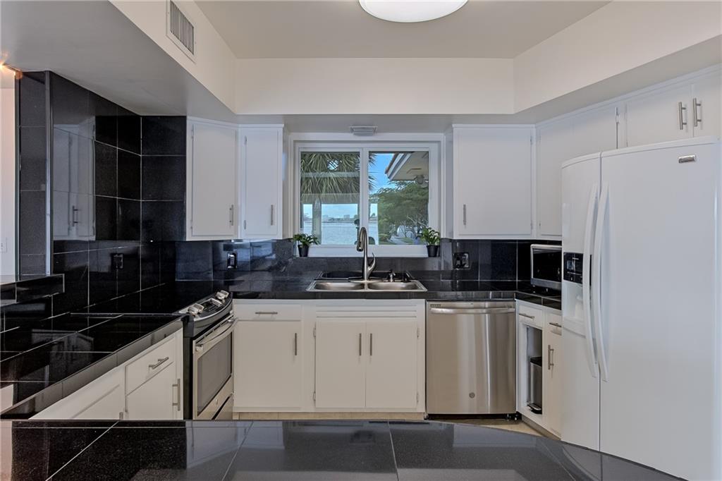 HARBOUR HEIGHTS - Residential