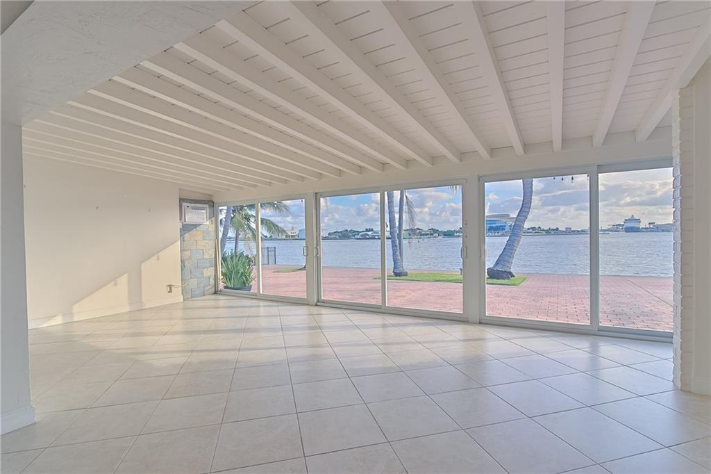 HARBOUR HEIGHTS - Residential