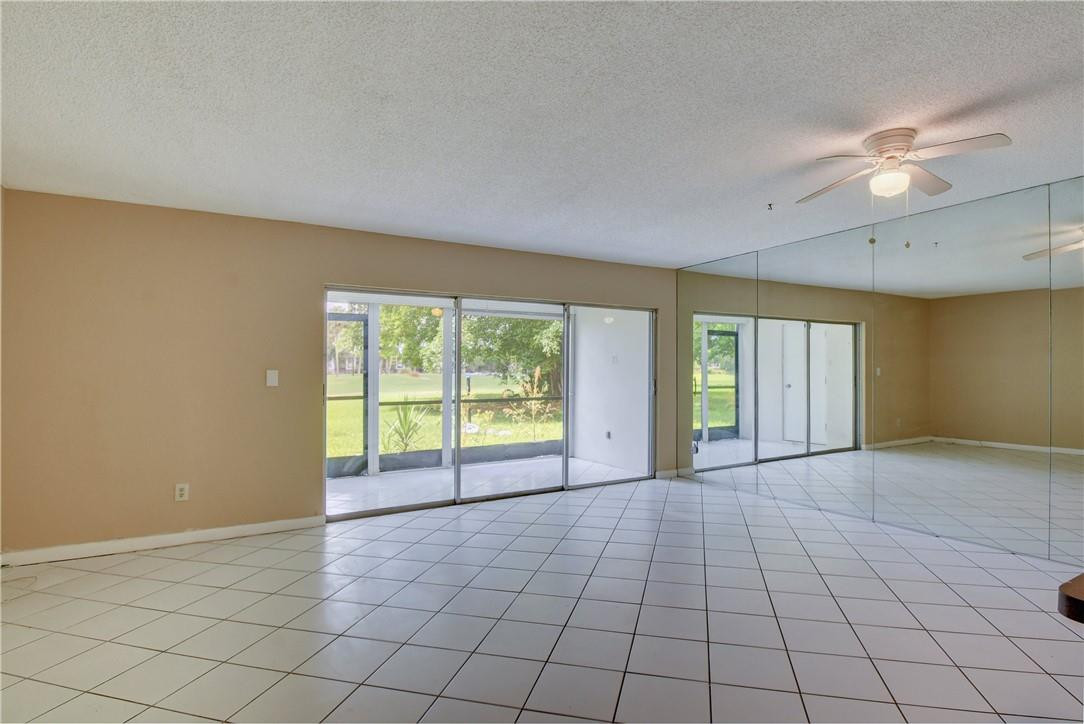 Manors of Inverrary - Residential