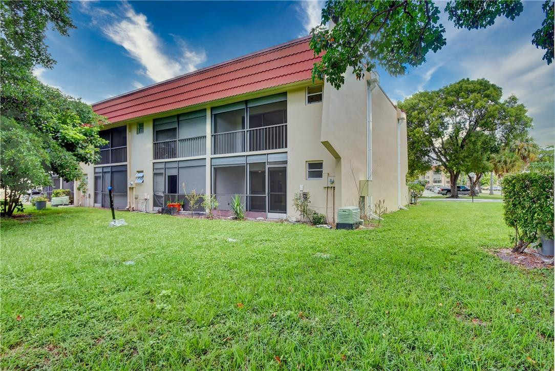 Manors of Inverrary - Residential