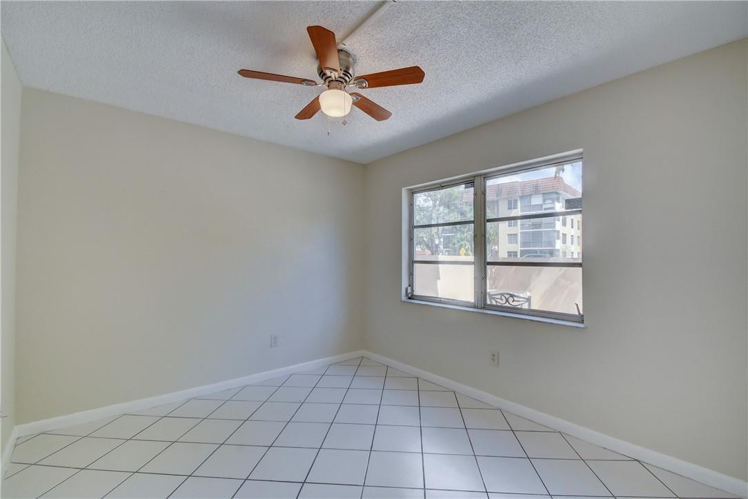 Manors of Inverrary - Residential