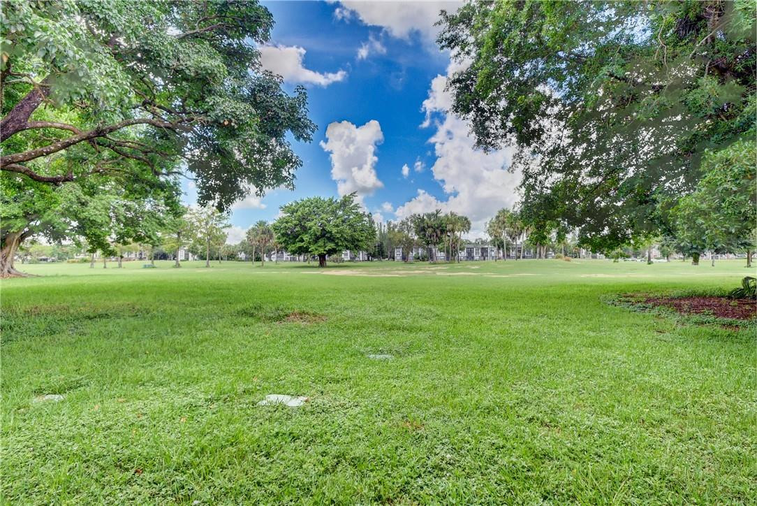 Manors of Inverrary - Residential