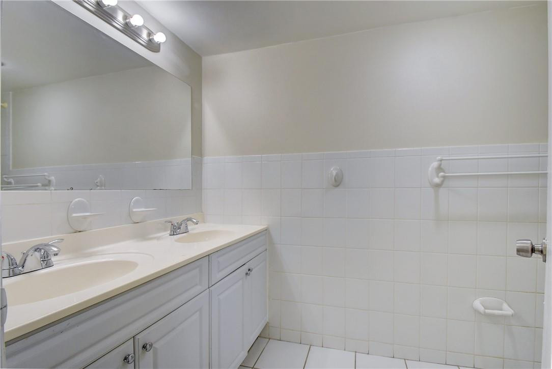 Manors of Inverrary - Residential