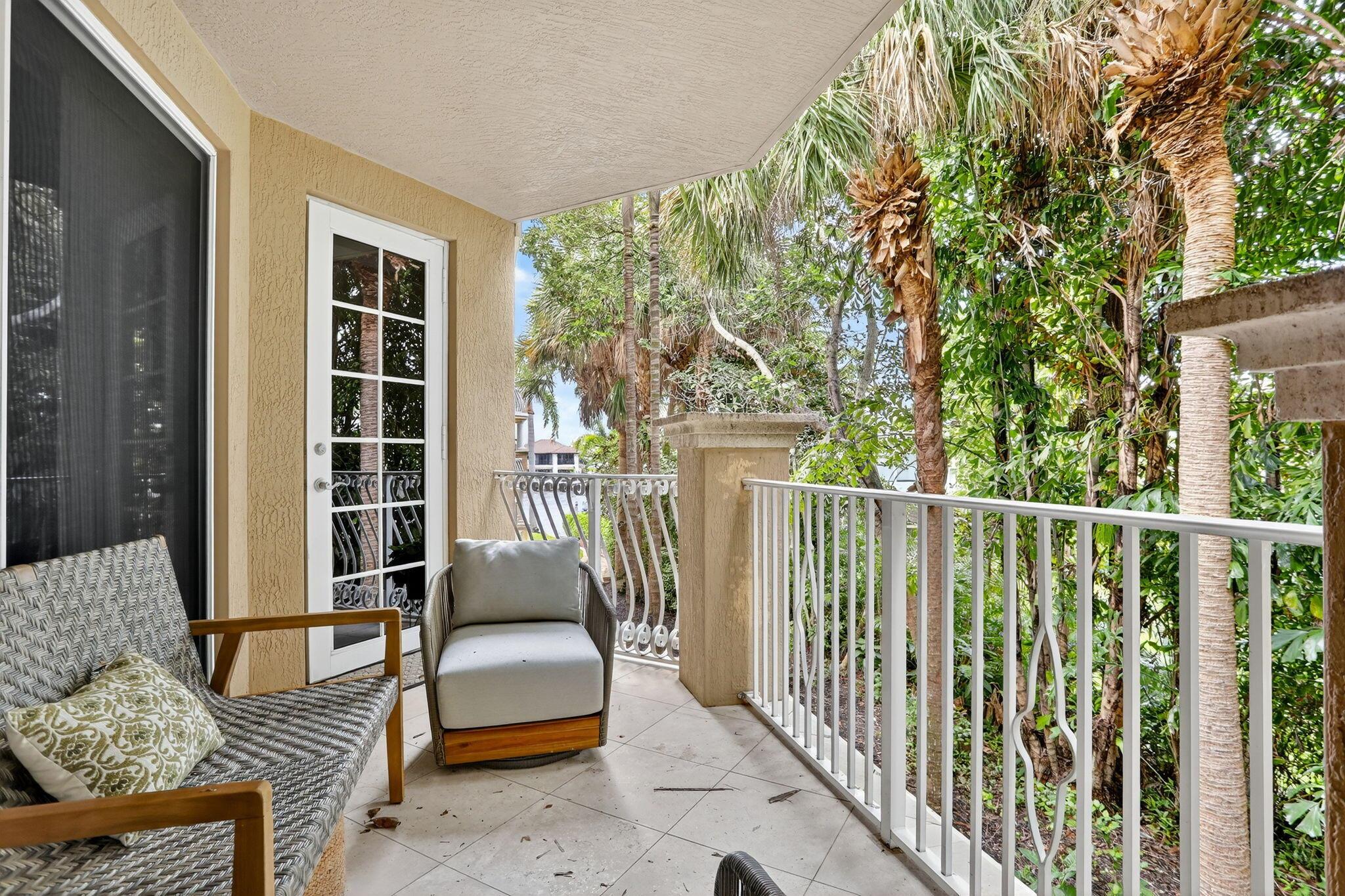 1200 HILLSBORO MILE - Residential