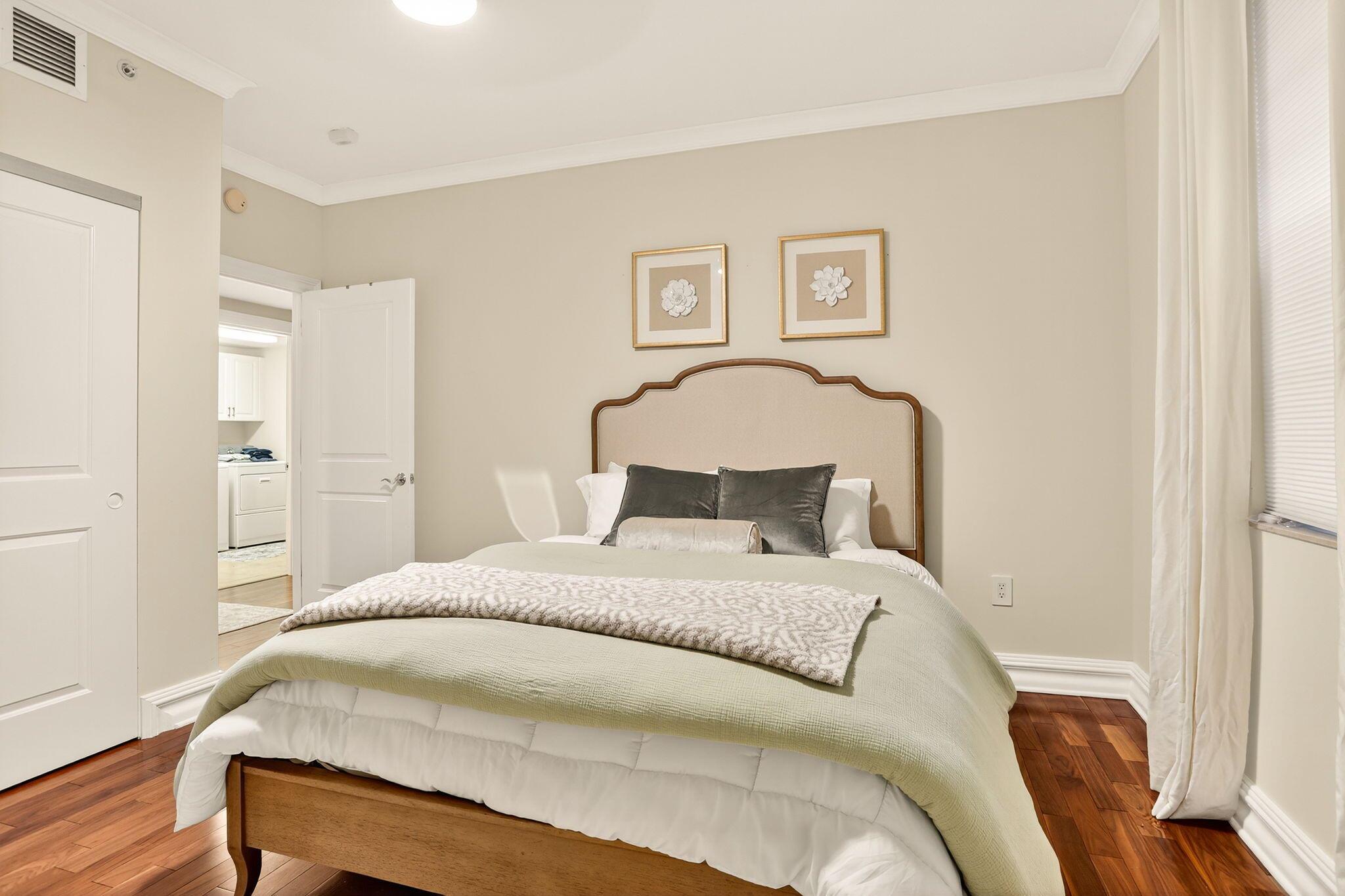 1200 HILLSBORO MILE - Residential