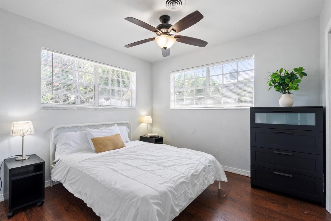 IMPERIAL POINT - Residential