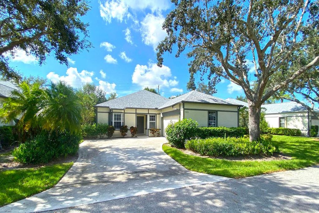 Photo of 7933 Cabot Tower Place, Vero Beach, FL 32966 (MLS # R10920485)