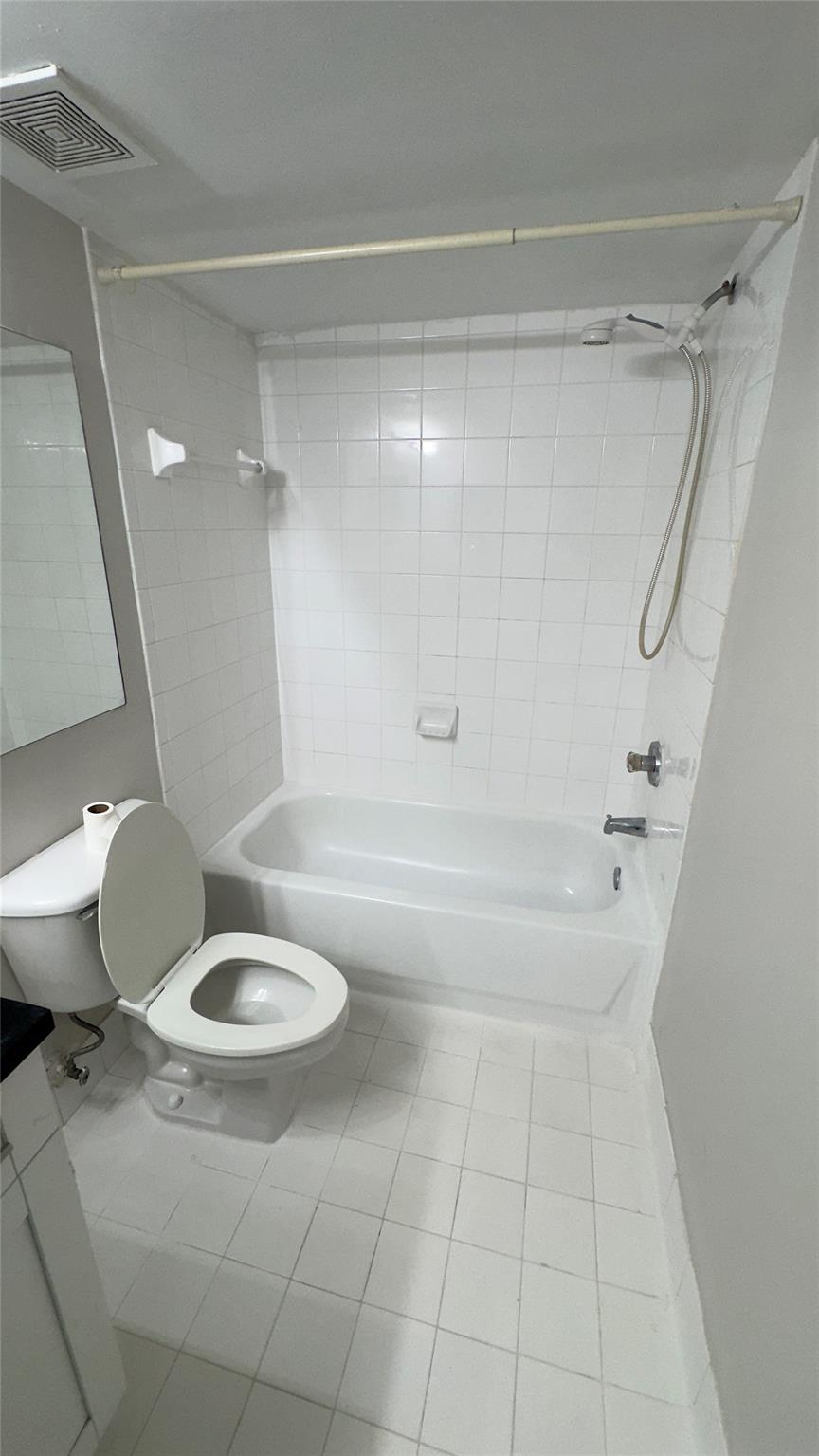 La Via Condo - Residential Lease