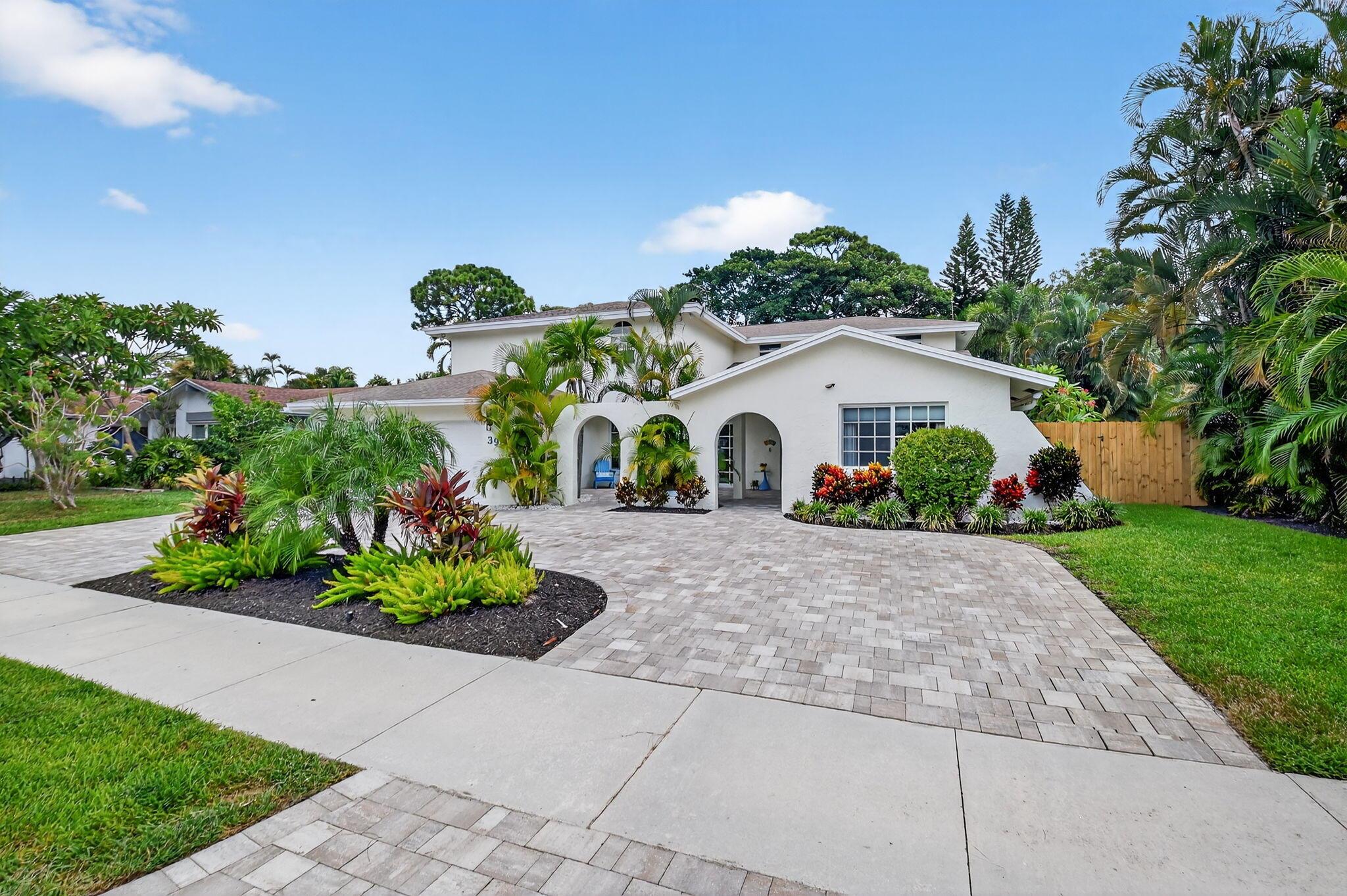 3957 NW 7th Court