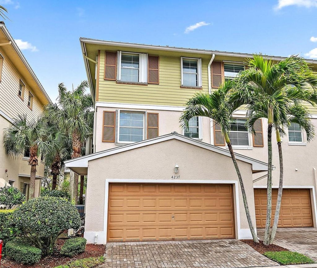 Photo of 4237 E Main Street, Jupiter, FL 33458 (MLS # R11072752)