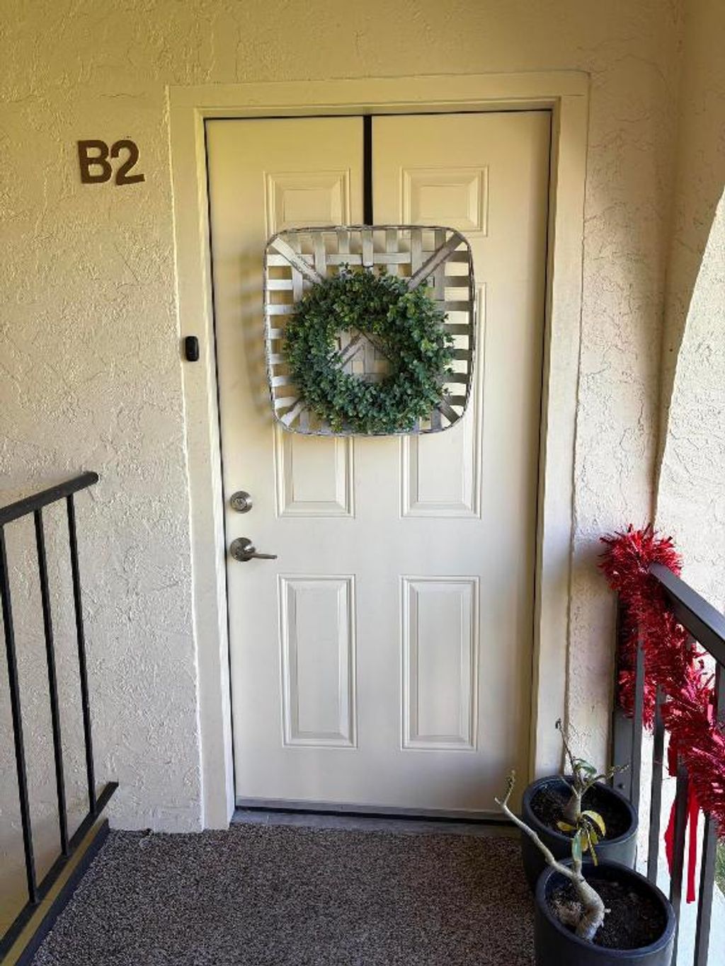 Photo of 330 Knotty Pine Circle #B-2, Greenacres, FL 33463 (MLS # R11142560)