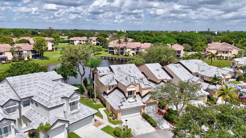 Photo of 23181 Fountain View #B, Boca Raton, FL 33433 (MLS # R11151086)