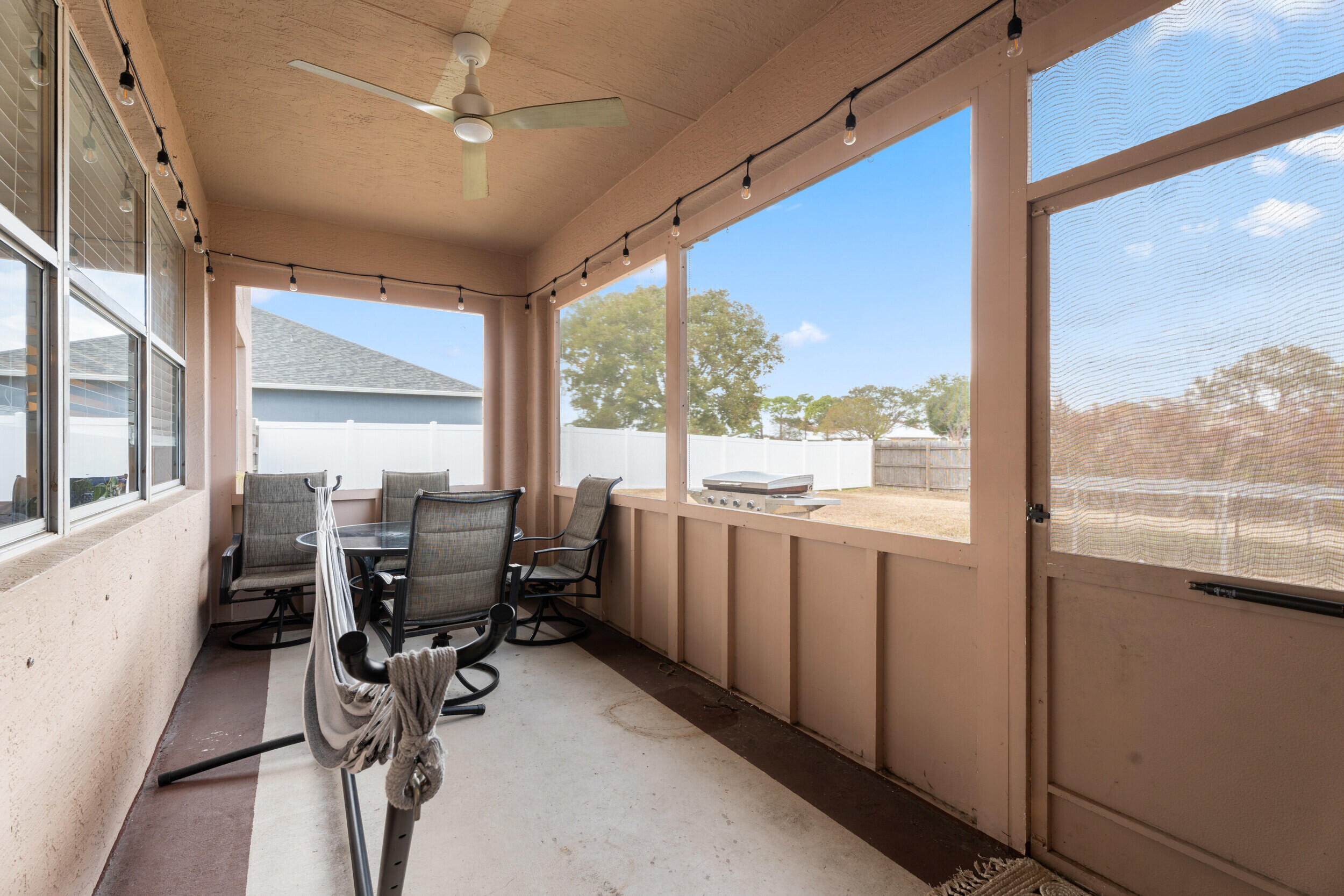 PORT ST LUCIE SECTION 46 1ST REPLAT - Residential