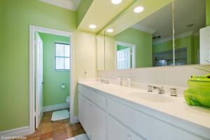 OLD PORT VILLAGE 2 - Residential