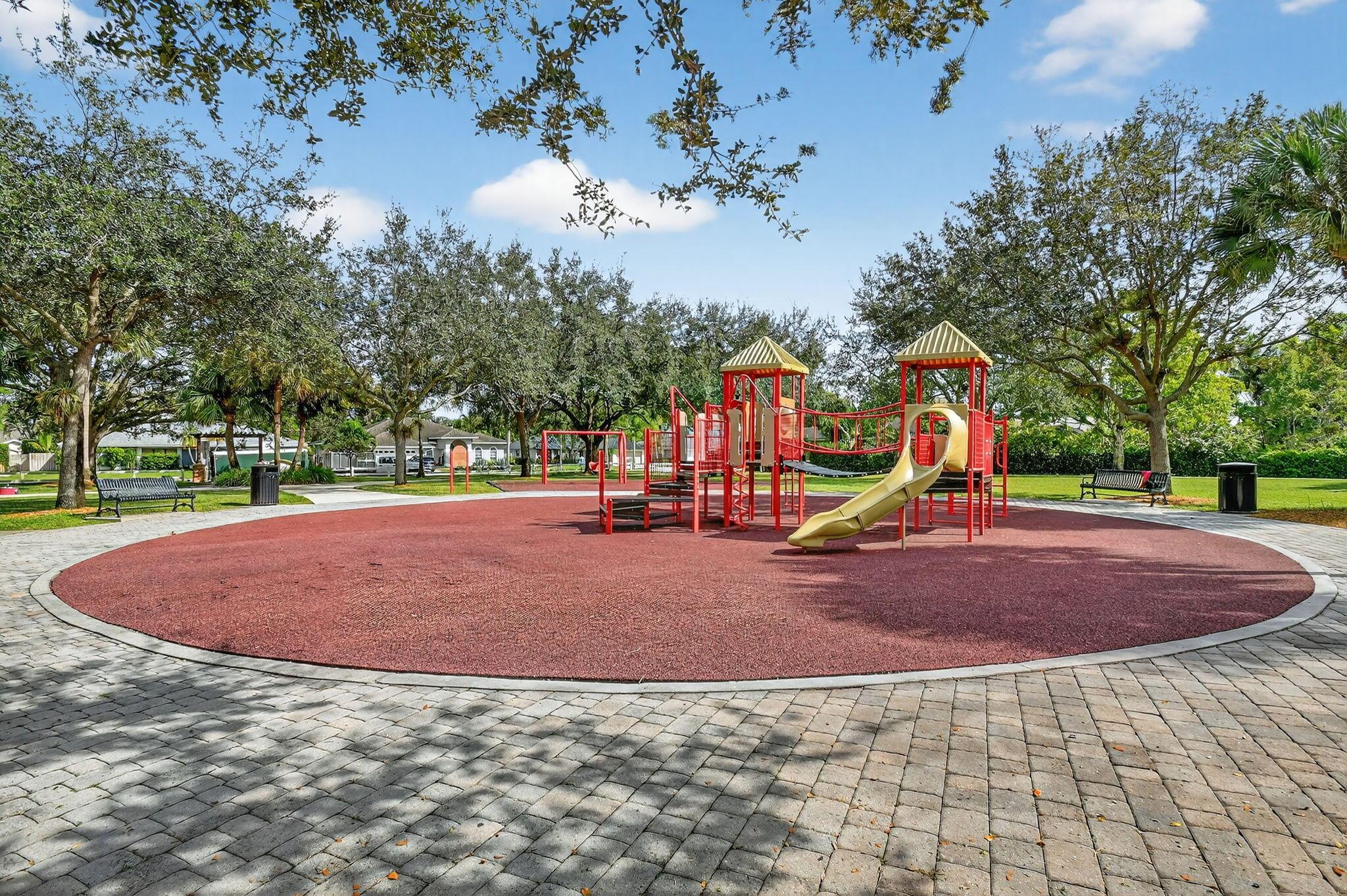 SUGAR POND MANOR OF WELLI - Residential