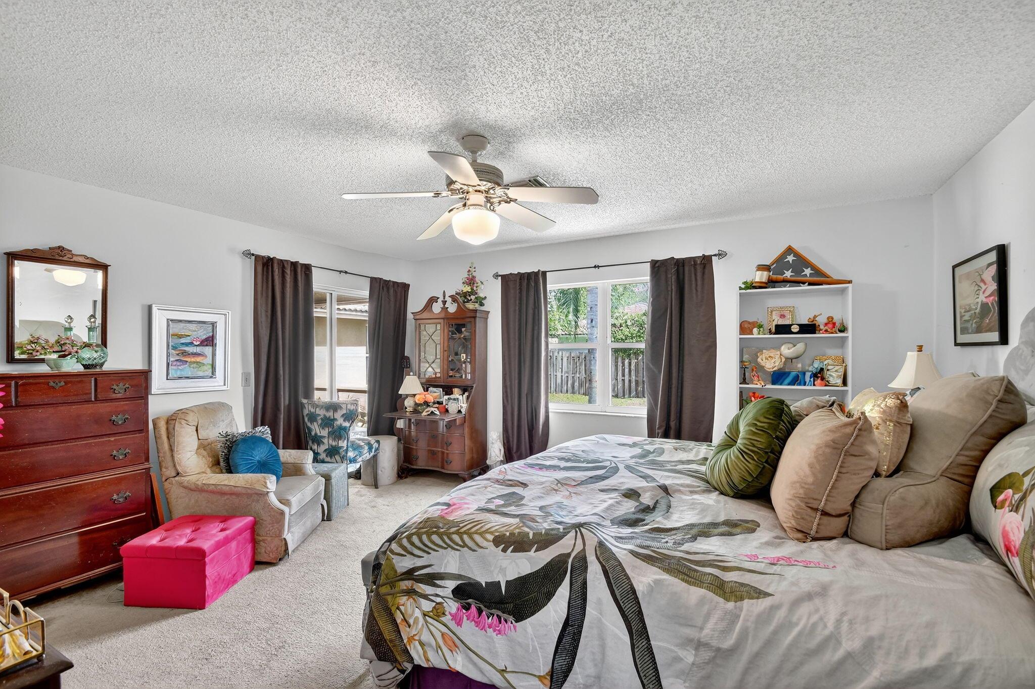 SUGAR POND MANOR OF WELLI - Residential