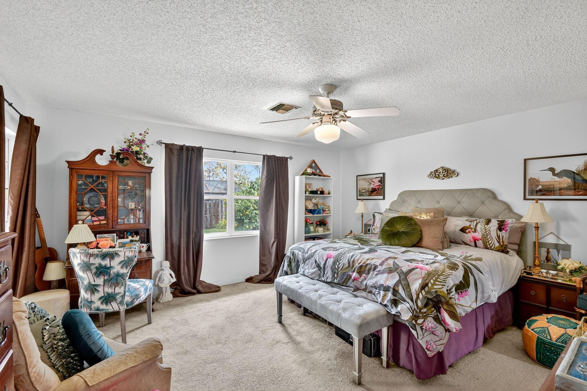 SUGAR POND MANOR OF WELLI - Residential