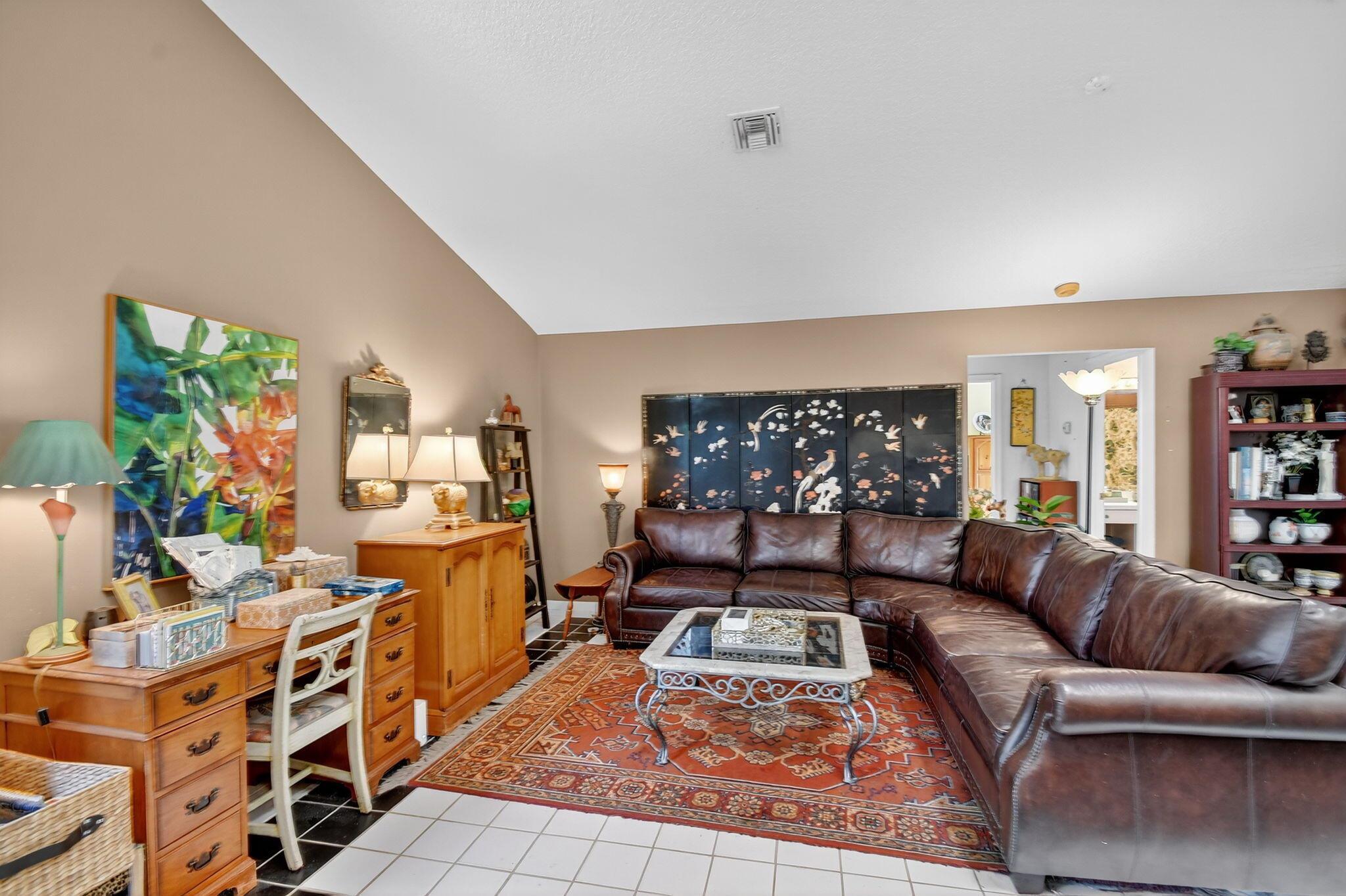 SUGAR POND MANOR OF WELLI - Residential