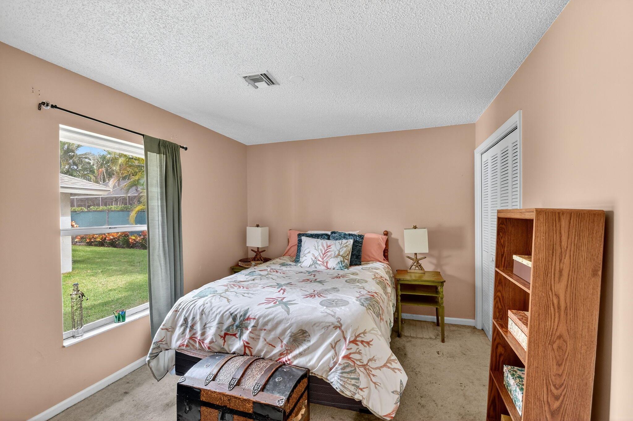 SUGAR POND MANOR OF WELLI - Residential