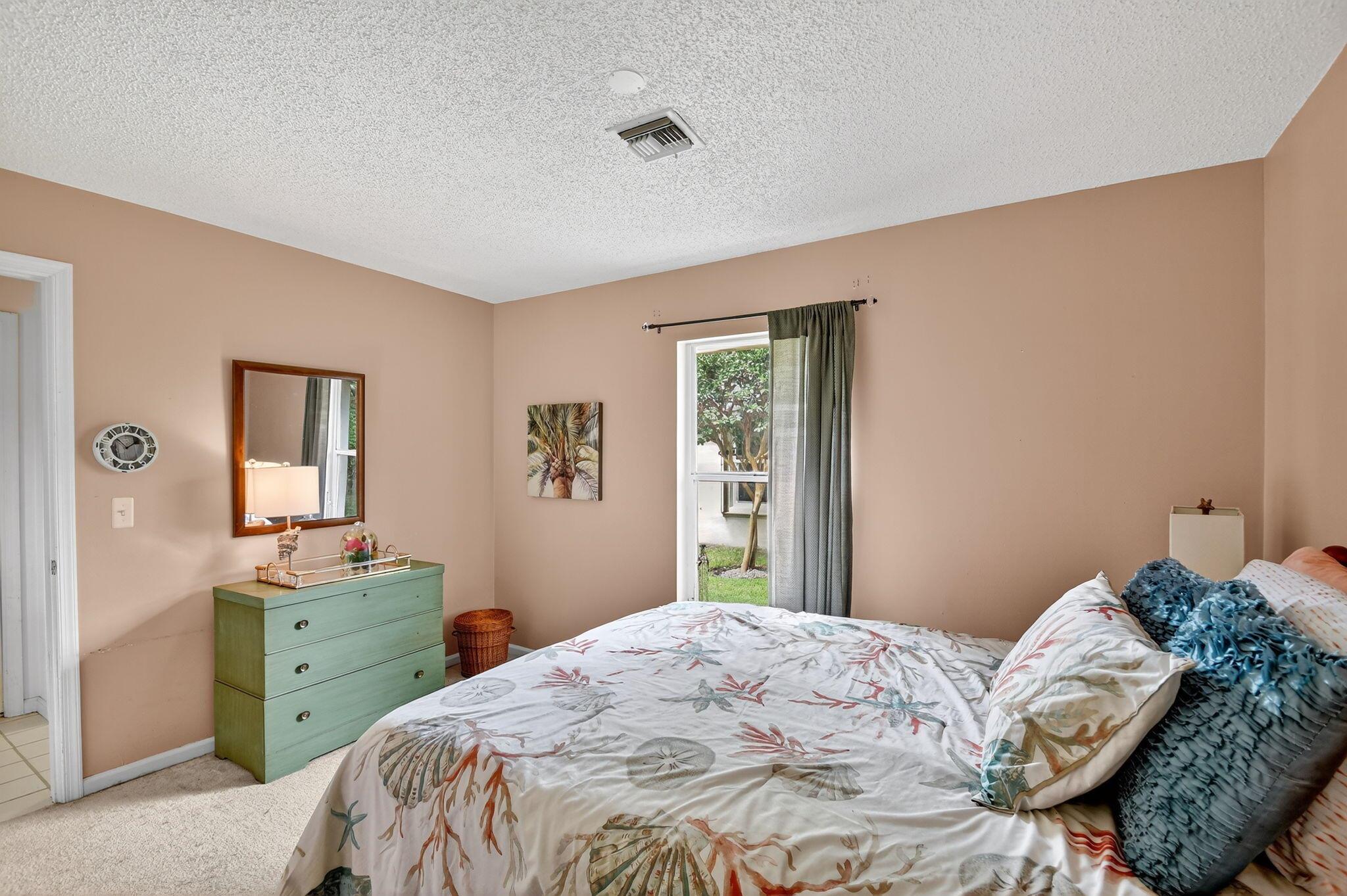 SUGAR POND MANOR OF WELLI - Residential