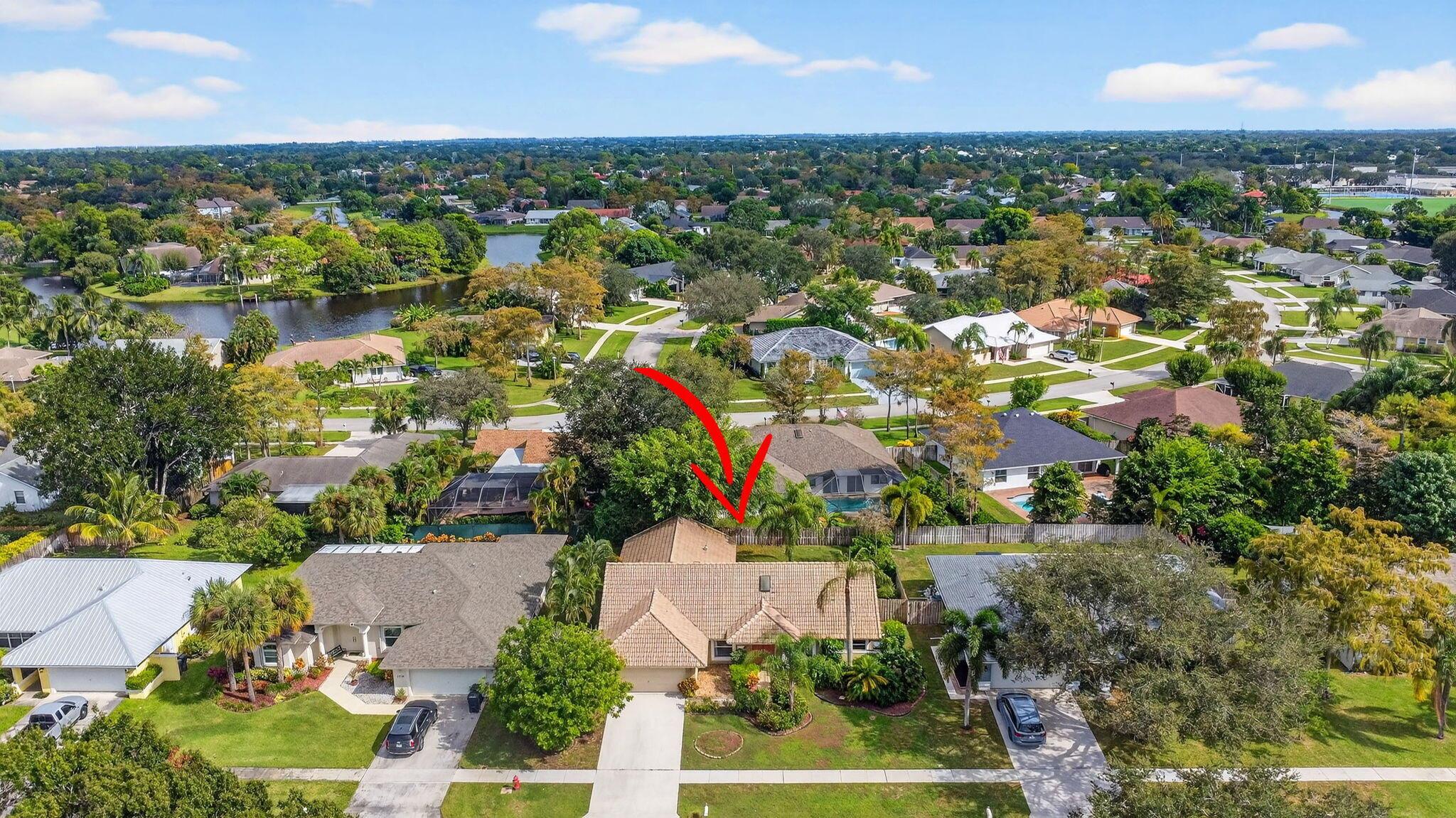 SUGAR POND MANOR OF WELLI - Residential